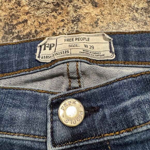 Free People Womens Jeans Reagan Destroyed Crop Skinny Button Fly Blue Street 29 - Picture 2 of 6